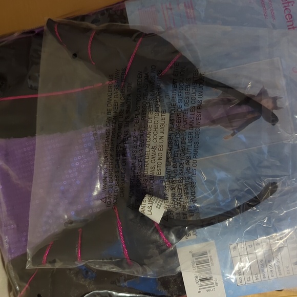 Disney Princess Maleficent kids Size medium 8-10 Costume Brand New - Picture 5 of 7